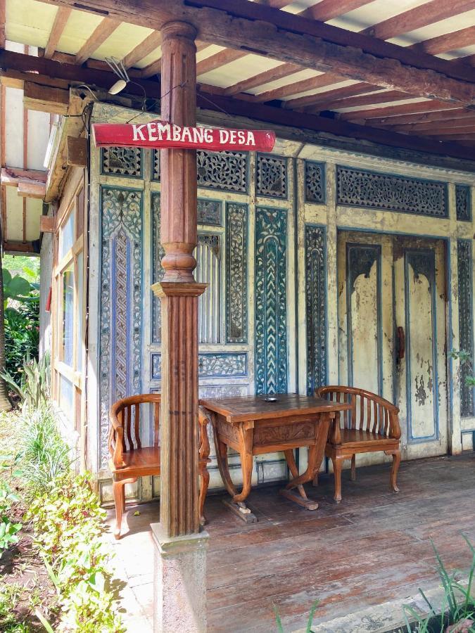Sapulidi Cafe, Gallery & Resort Лембанг Экстерьер фото