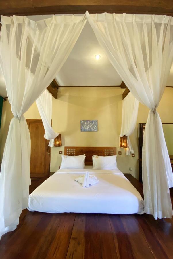 Sapulidi Cafe, Gallery & Resort Лембанг Экстерьер фото