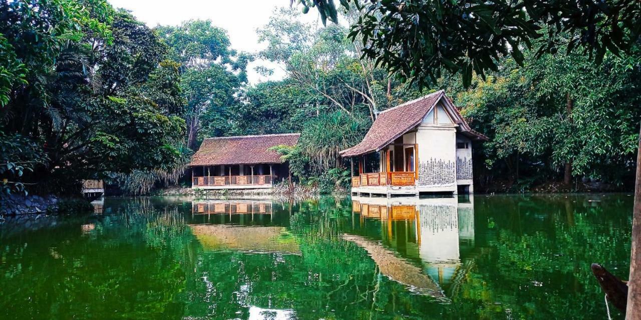 Sapulidi Cafe, Gallery & Resort Лембанг Экстерьер фото