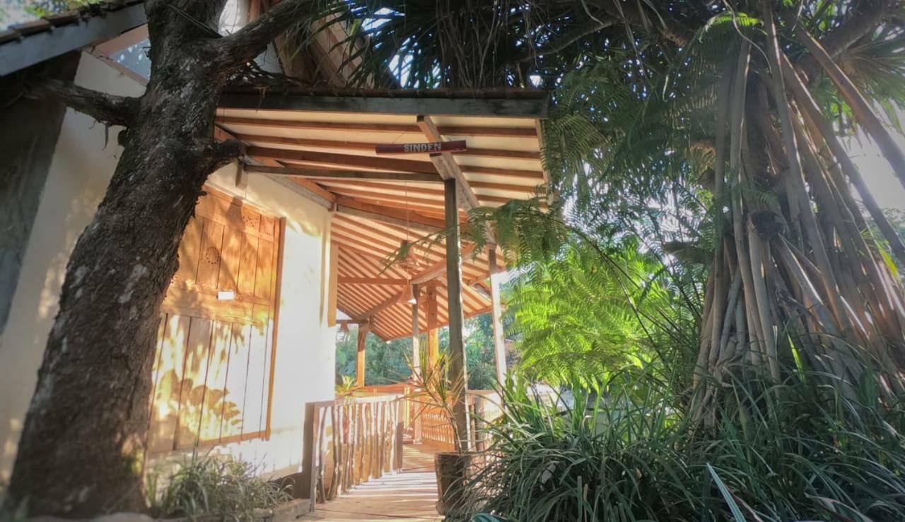 Sapulidi Cafe, Gallery & Resort Лембанг Экстерьер фото