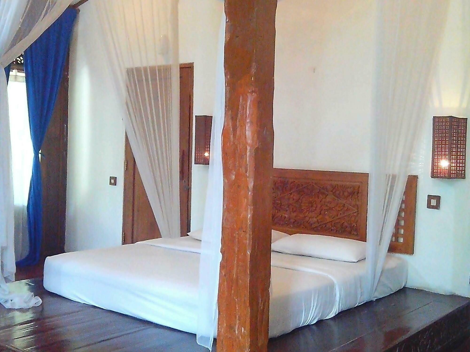 Sapulidi Cafe, Gallery & Resort Лембанг Экстерьер фото